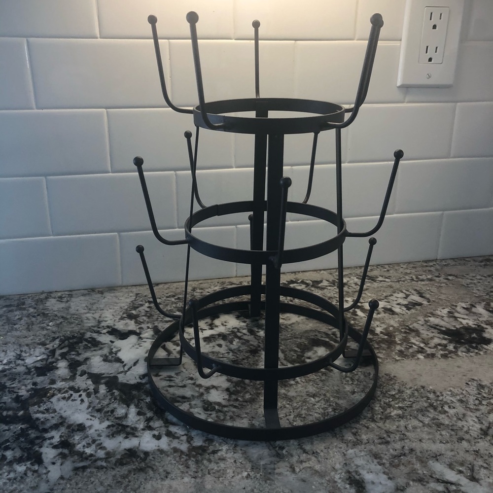 Farmhouse style metal mug stand or drying rack